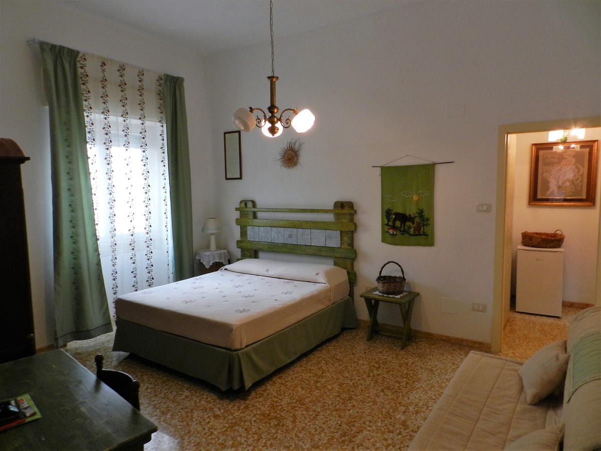 Casa Corte Con Terrazza Taviano  Dış mekan fotoğraf