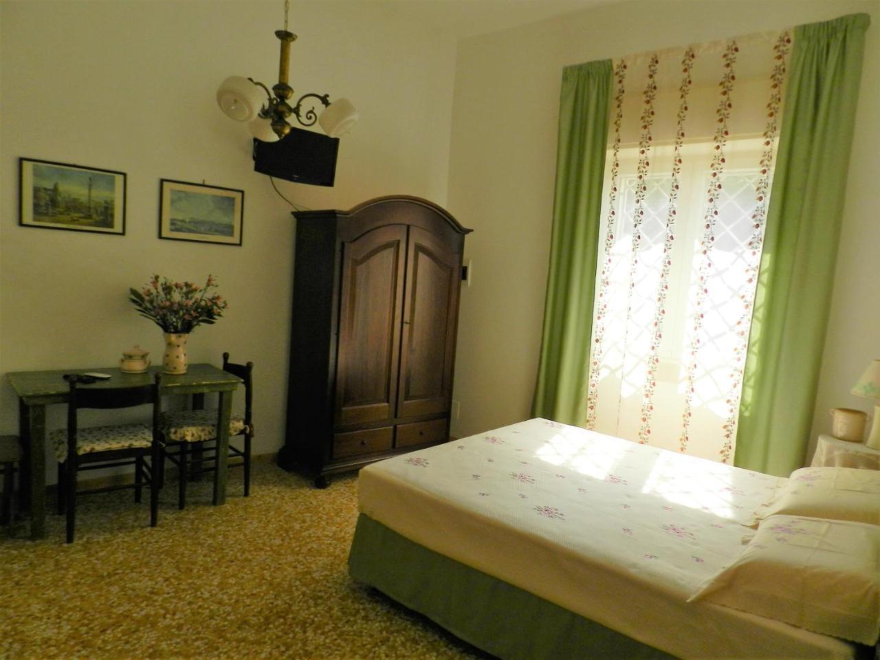 Casa Corte Con Terrazza Taviano  Dış mekan fotoğraf